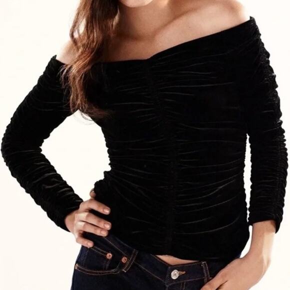 Zara Womens Velvet Off The Shoulder Ruched Pullover Top XS Black Gathered Goth - Picture 2 of 11